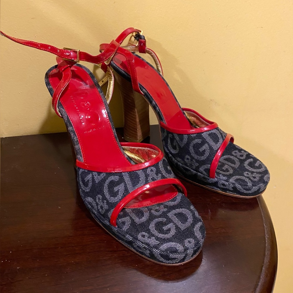 Dolce & Gabbana Red and Black Patterned Heels
